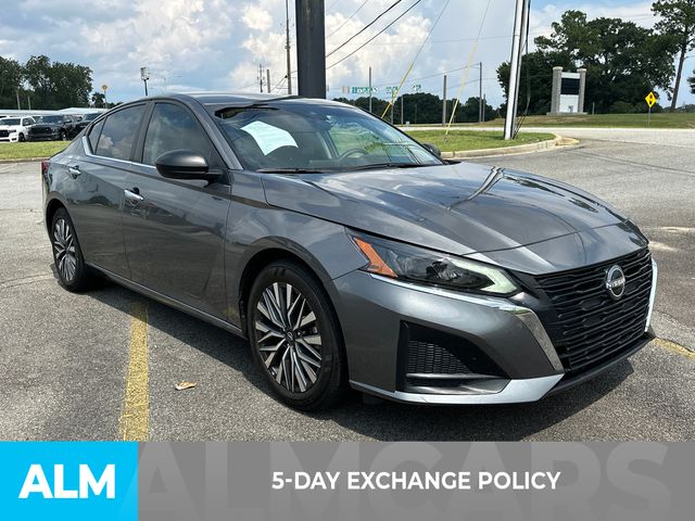 Used 2025 Gray Nissan 2.5 SV image 3