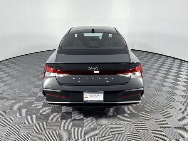 New 2025 Hyundai Elantra For Sale in Indianapolis, IN