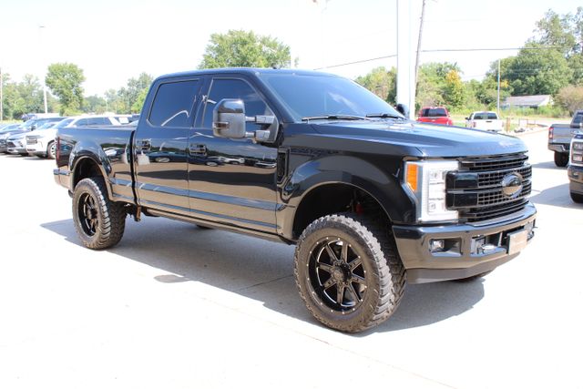 Black 2017 Ford F-250 Super Duty Pickup Truck Four-Wheel Drive 6-Speed Automatic