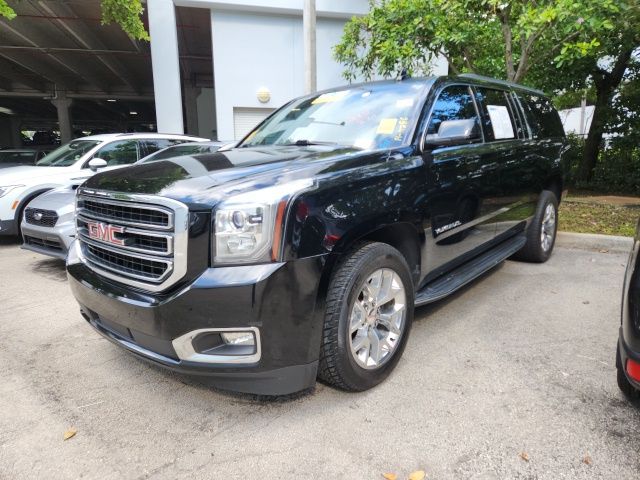 2017 GMC Yukon XL SLE 4