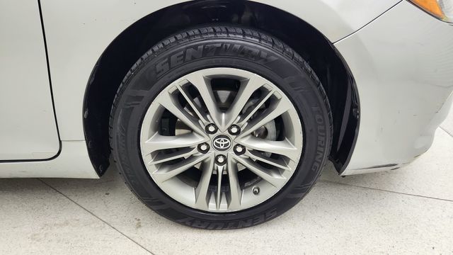 2017 Toyota Camry SE Silver at Emmons Autoplex