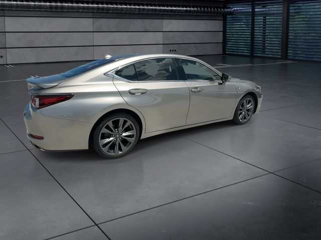 2019 Lexus ES