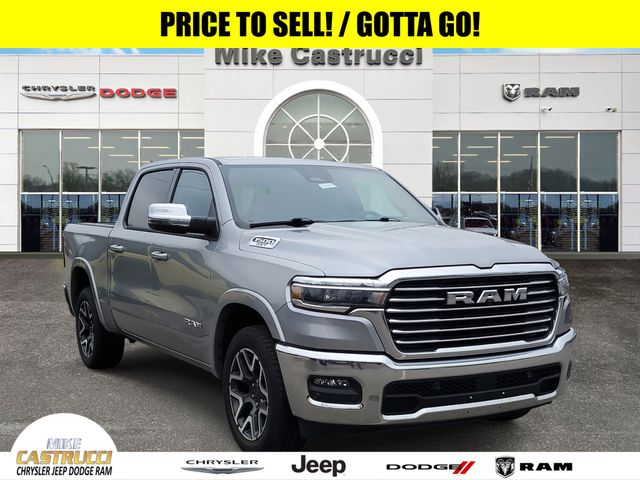 Billet Silver Metallic Clearcoat 2025 RAM 1500 Laramie Crew Cab 4WD Pickup Truck Four-Wheel Drive 8-Speed Automatic