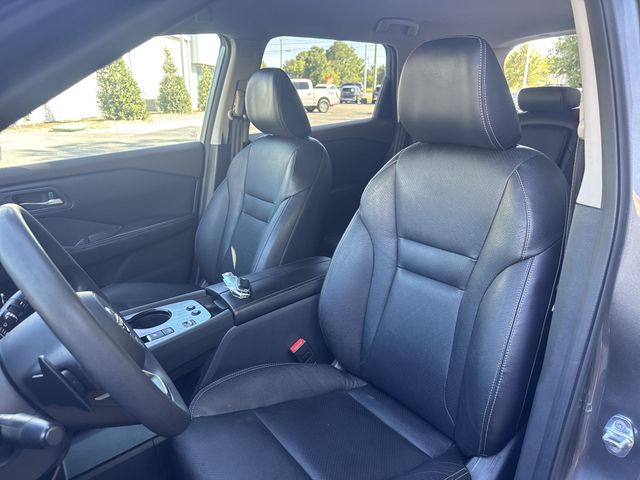 Used 2023 Gray Nissan SV image 14