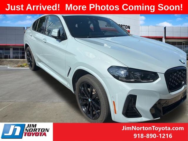2024 BMW X4 xDrive30i's photo