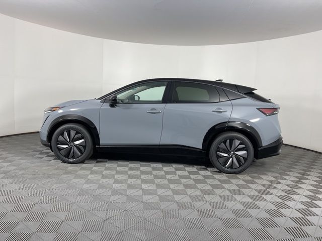 2025 Boulder Gray Pearl/Black Diamond Pearl Nissan ARIYA EVOLVE+ e-4ORCE AWD SUV