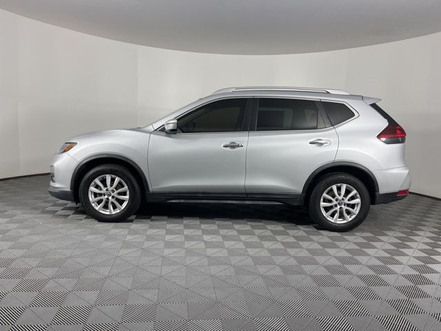 2019 Nissan Rogue SV 6