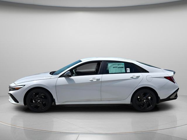 2026 Hyundai Elantra - $23,363