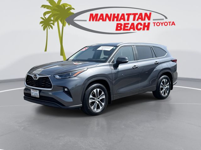 2025 Toyota Highlander XLE AWD