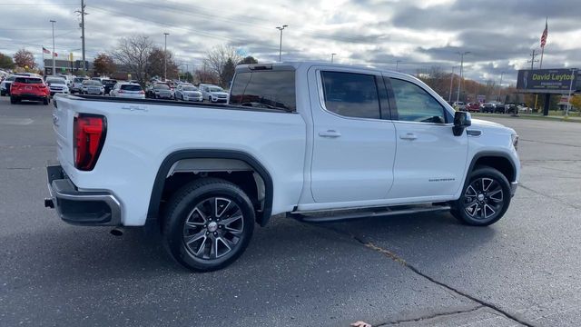 2022 GMC Sierra 1500 SLE 8