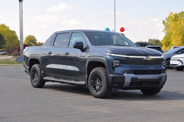 Silver (Smoke Metallic) 2025 Chevrolet Silverado EV LT Crew Cab e4WD Pickup Truck All-Wheel Drive 1-Speed Automatic