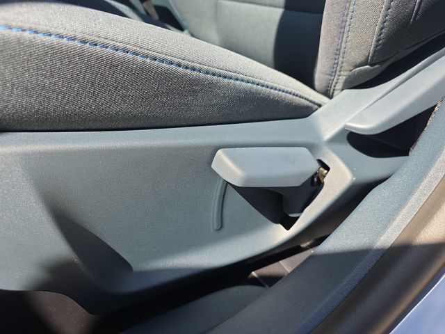 New 2026 Azure Gray Metallic Tri-Coat Ford XLT image 28