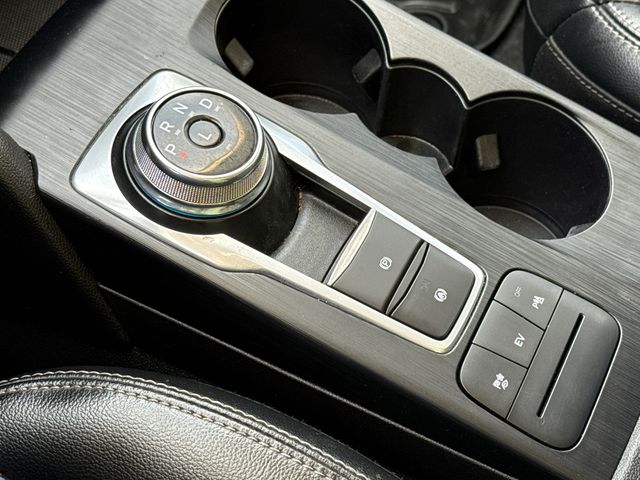 Certified Used 2022 Blue Ford Plug-In Hybrid Titanium image 28