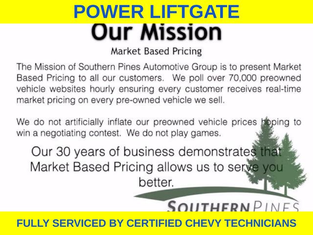 Used 2025 Chrysler Pacifica Van