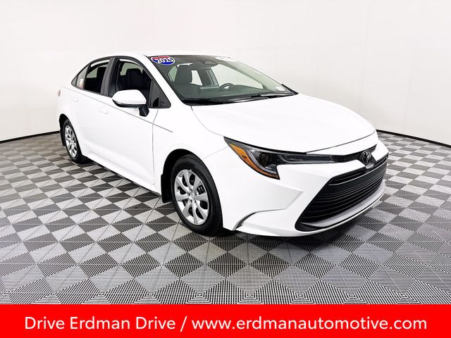 2025 Toyota Corolla LE