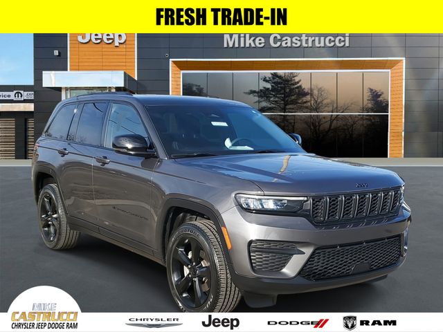 2023 Jeep Grand Cherokee Altitude 4WD
