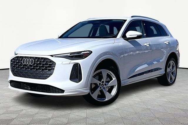 2025 Audi Q5 quattro Premium Plus 40 TFSI