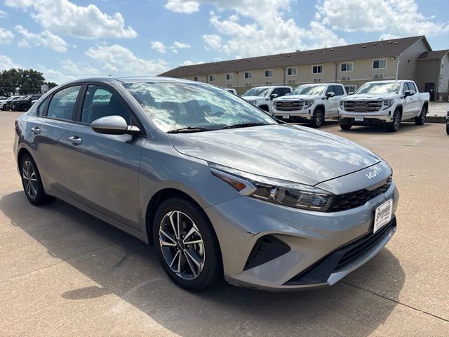 2024 Kia Forte LXS FWD