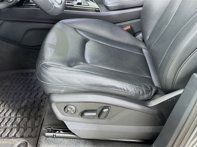 2019 Gray Metallic Audi Q7 55 Premium Plus quattro AWD SUV