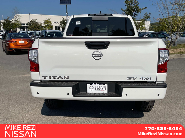 2024 Nissan Titan SV 3