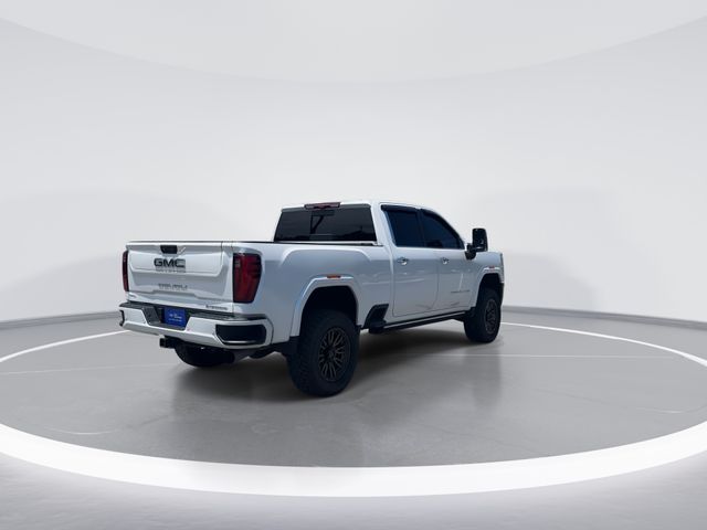 Used 2025 White GMC Denali Ultimate image 2