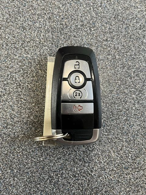 2021 Ford Escape SE photo