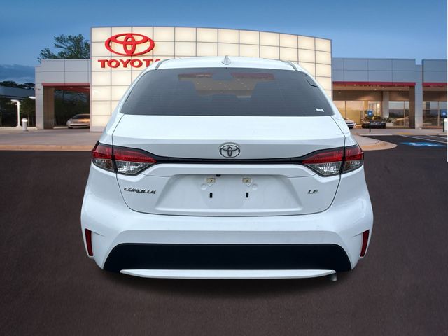 2022 Toyota Corolla LE 26