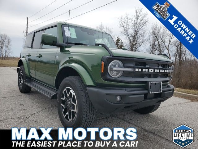 2025 Ford Bronco Outer Banks 4-Door 4WD