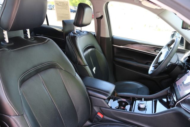 Used Car 2023 Jeep Grand Cherokee L  Limited For Sale Under $35,000 In Austin, Texas