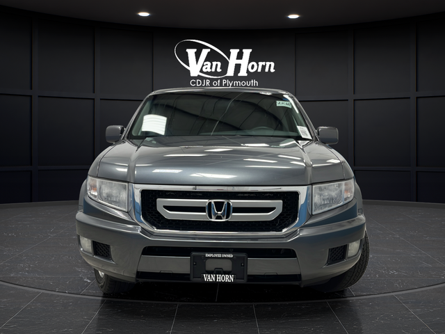 Used 2011 Polished Metal Metallic Honda RTS image 2