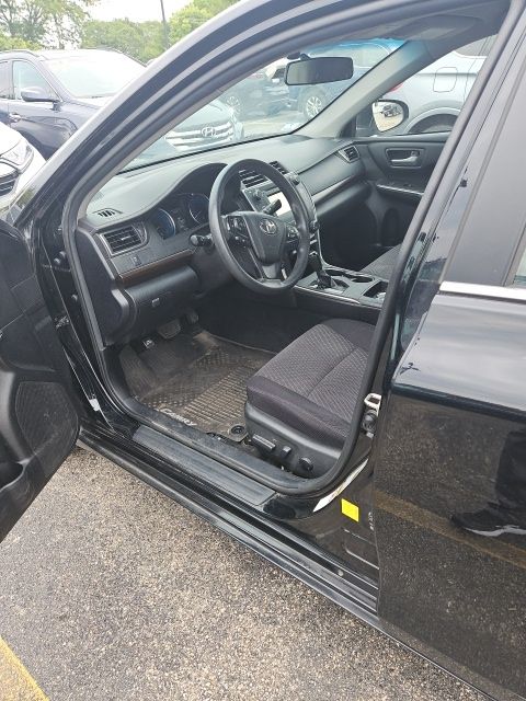 Used 2017 Black Toyota LE image 5