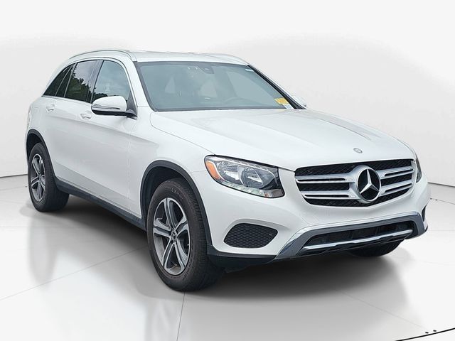 2017 Mercedes-Benz GLC GLC300 4MATIC's photo