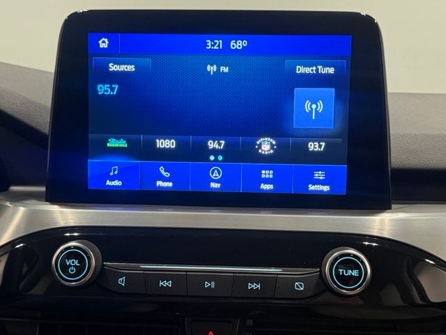 Used 2021 White Ford Titanium image 21