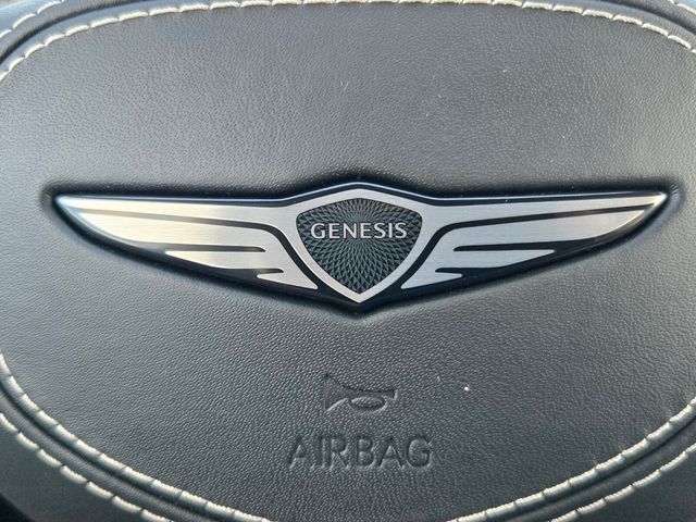 2027 Genesis Gv70