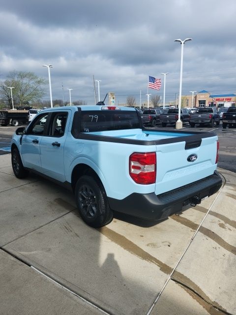 View vehicle photo 6