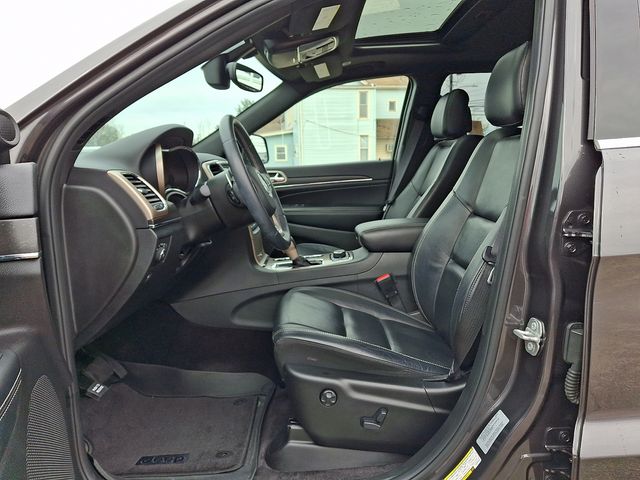 used 2017 Jeep Grand Cherokee car, priced at $18,863