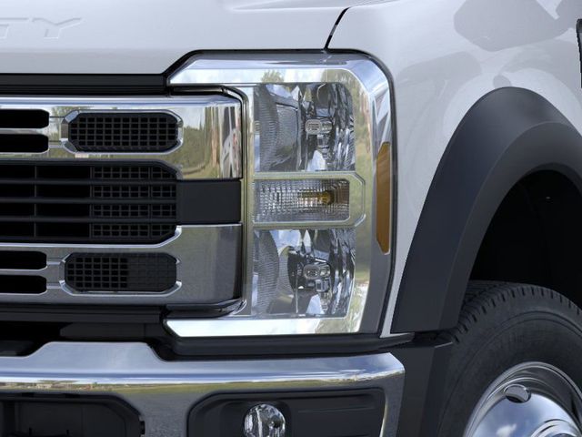 2025 Ford F-550 Super Duty 