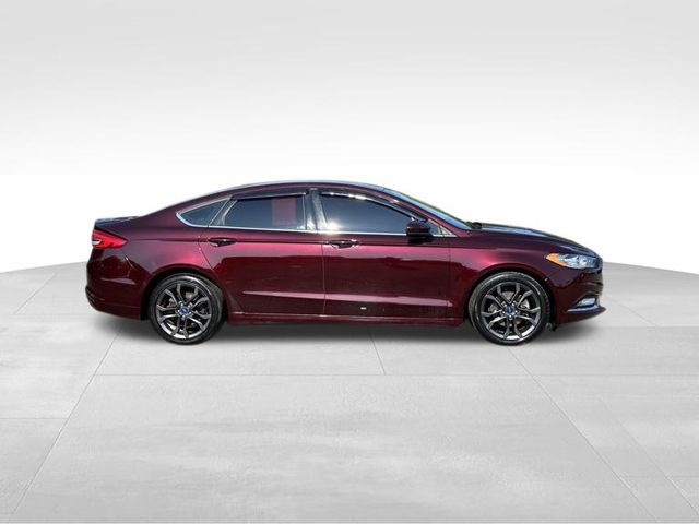 2018 Ford Fusion SE 25