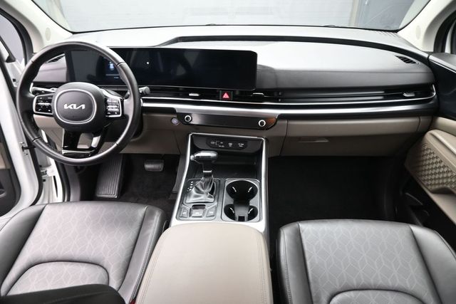 Used 2026 Kia Carnival Van