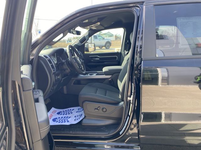 2026 Ram 1500 Big Horn/Lone Star - Diamond Black Crystal Pearlcoat exterior view 11