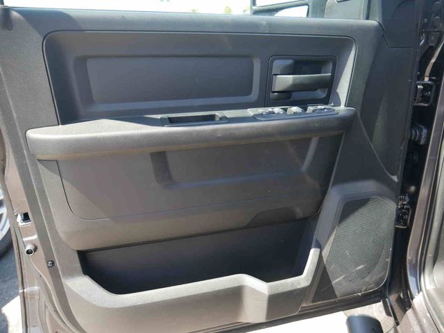 3500 Crew Cab Tradesman