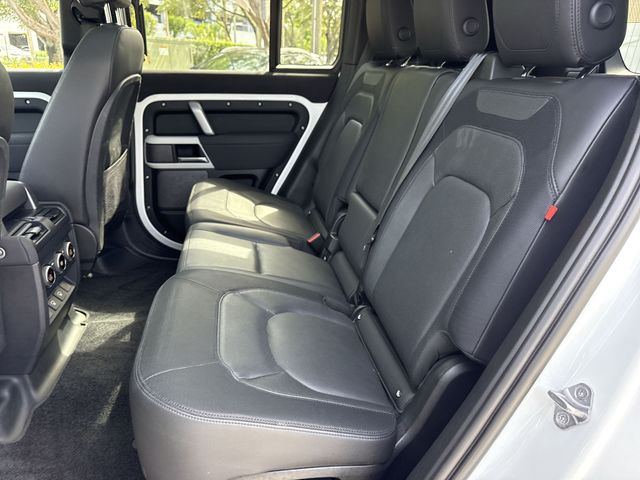 Used 2023 Land rover Defender 110 SUV