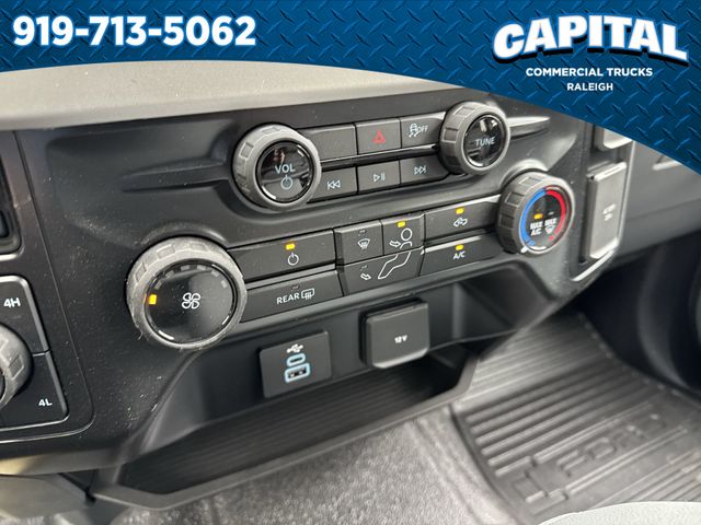 New 2026 White Ford 10FT DUMP/NO SIDES image 31