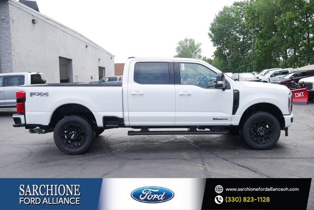 White Metallic 2026 Ford F-250 Super Duty Pickup Truck Four-Wheel Drive Automatic