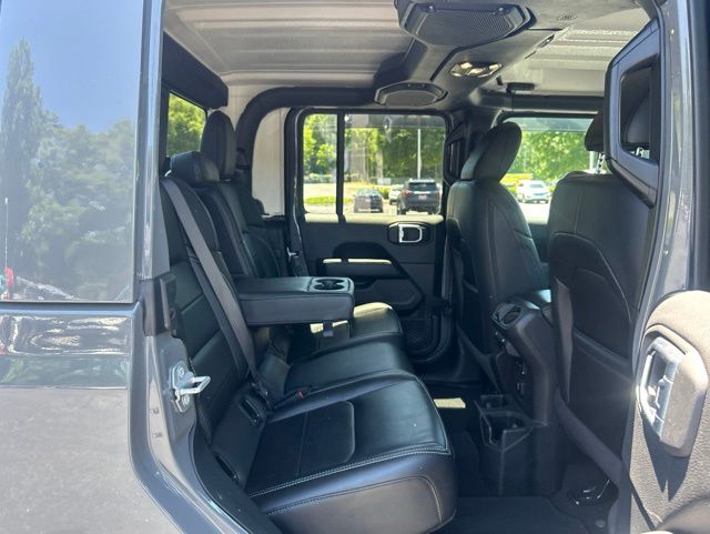 2021 Jeep Gladiator Overland - Photo 18