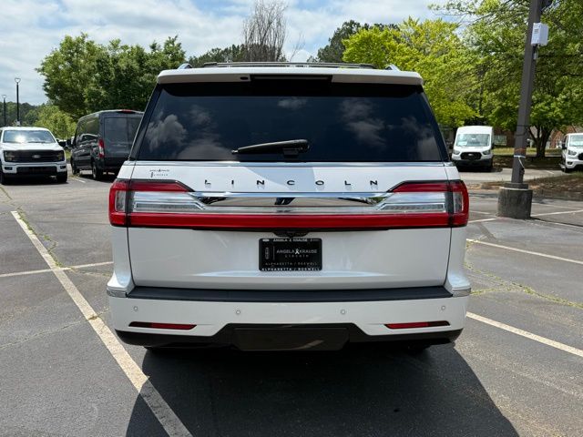 2019 Lincoln Navigator Black Label photo