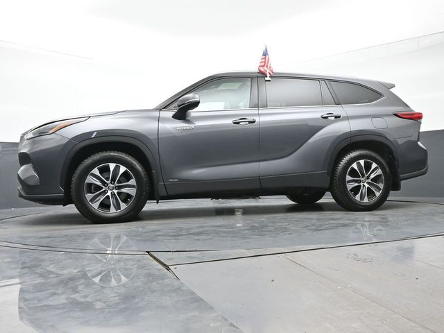 2021 Toyota Highlander Hybrid XLE 33