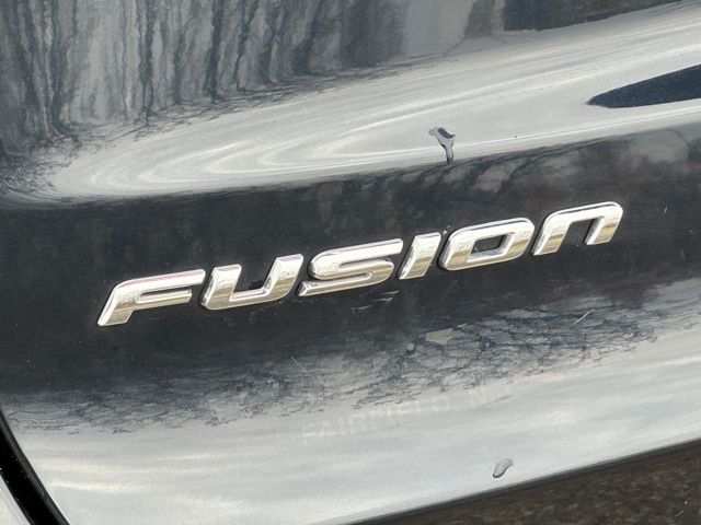 2020 Ford Fusion SE 27