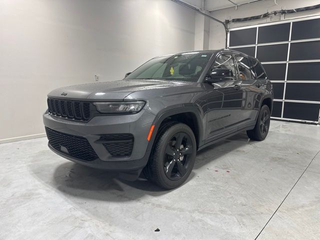 2024 Jeep Grand Cherokee Altitude X RWD