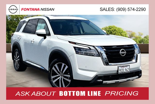 Pearl White Tricoat 2023 Nissan Pathfinder SUV / Crossover Front-Wheel Drive 9-Speed Automatic